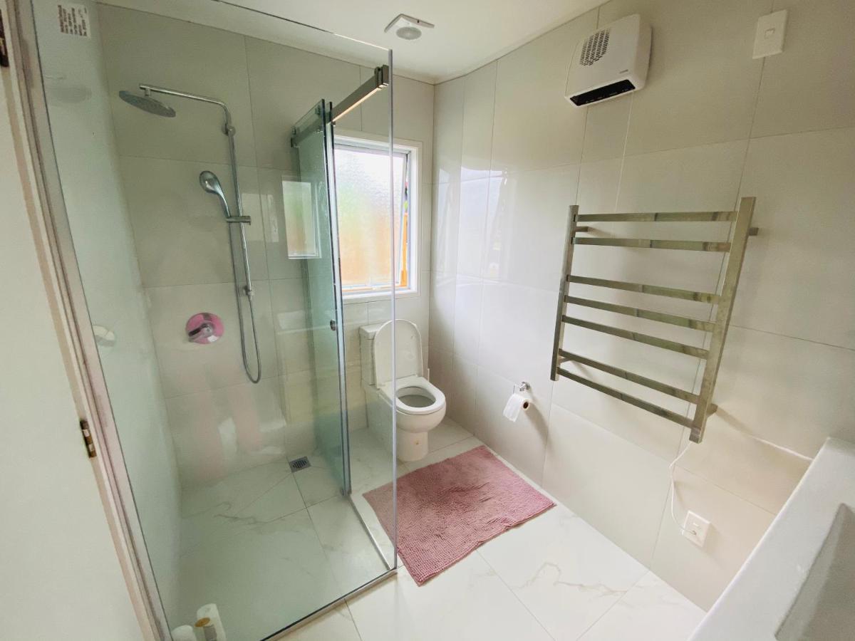 Oakparkvilla Seaviewfamilyroom Kingroom Queenroom-Wifi (Adults Only) Окленд Номер фото